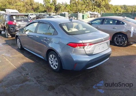 2021 Toyota Corolla Le z USA, uszkodzony, nr VIN JTDEPMAE5MJ157493